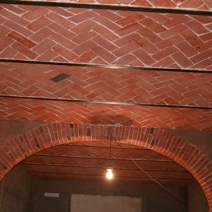 Risanamento soffitto a volte ed archi Fondo commerciale Località Altopascio – Lucca